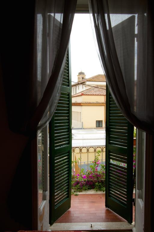 Guest House Trevignano Romano Habitación foto